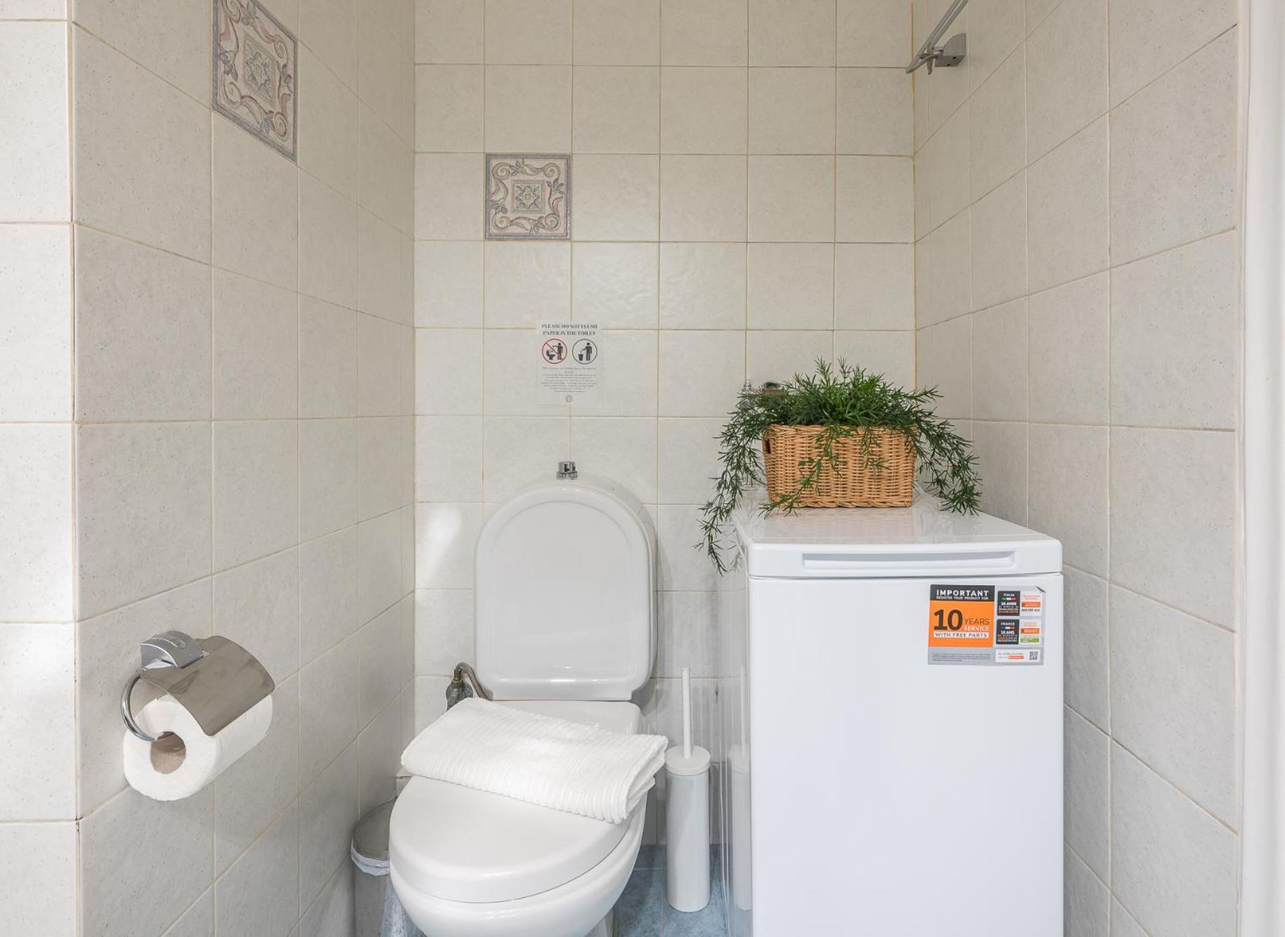 Spacious 2Bds Apt With Acropolis View In Center Athena Bagian luar foto