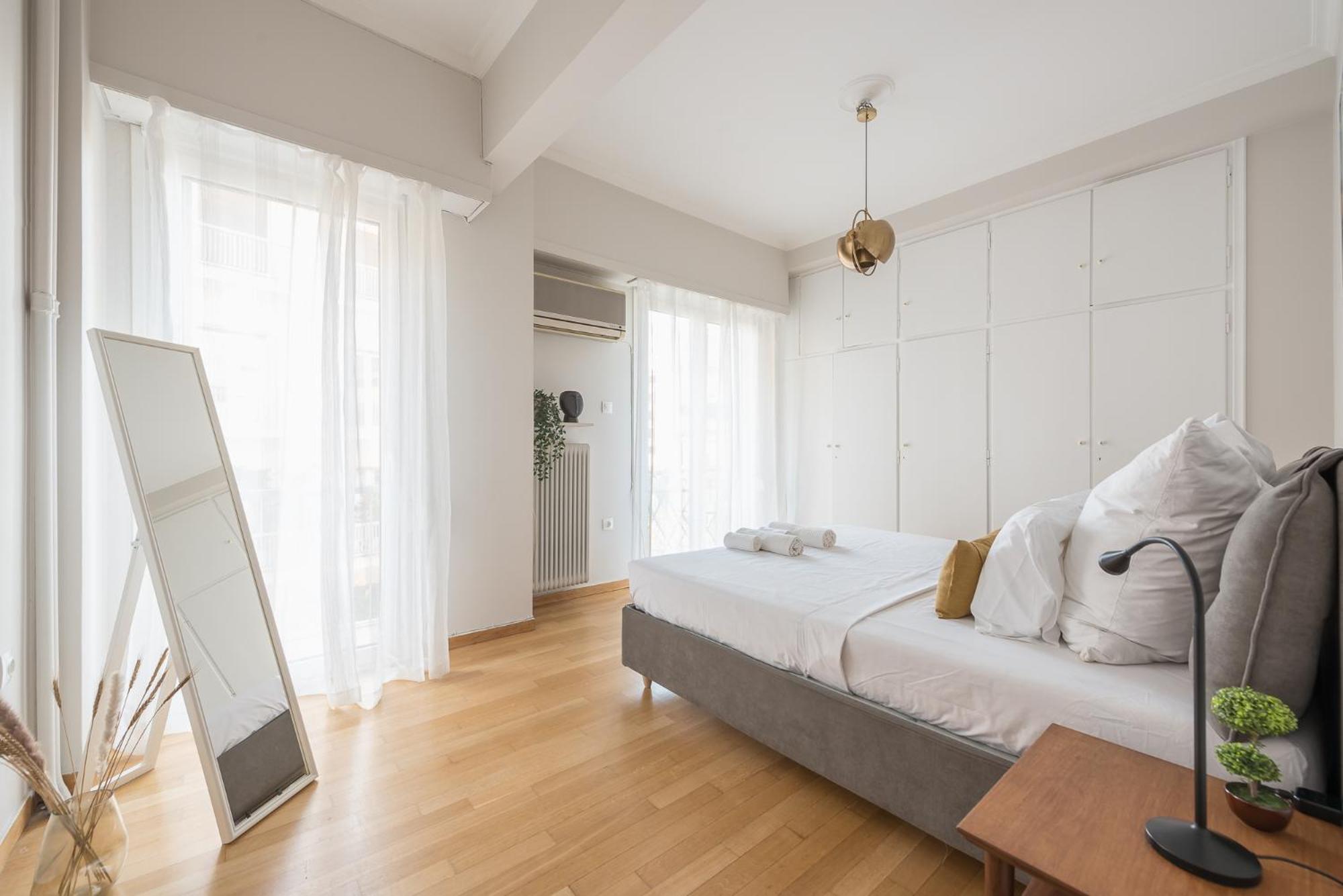 Spacious 2Bds Apt With Acropolis View In Center Athena Bagian luar foto